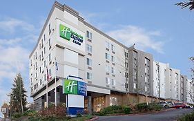 Holiday Inn Express Hotel & Suites Seatac