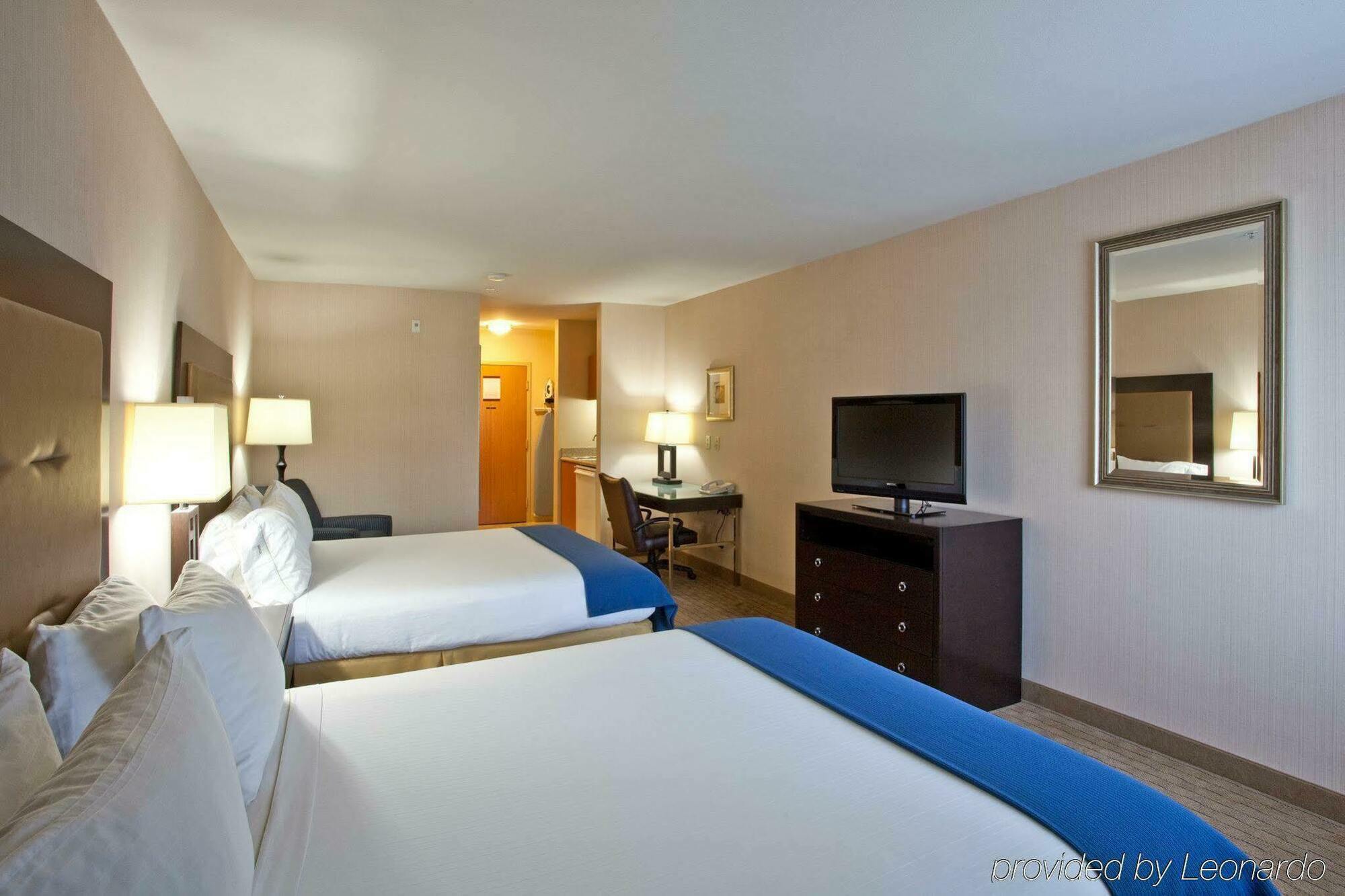 Holiday Inn Express Seattle - Sea-Tac Airport By Ihg SeaTac Room photo